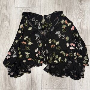 Free People Black and Green Blouse Elegant Design